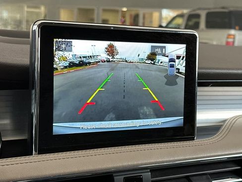 Used 2022 Lincoln Corsair FWD w/ Rear Removable Package Tray image 21