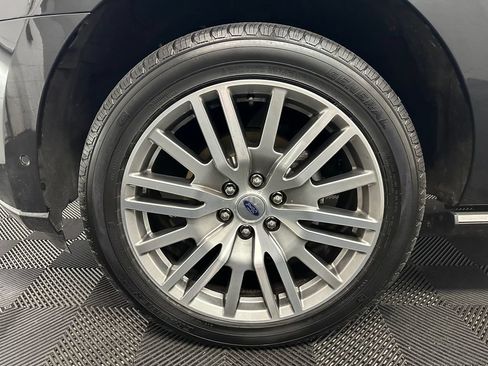 Used 2024 Ford Expedition Max Platinum AWD/4WD image 40