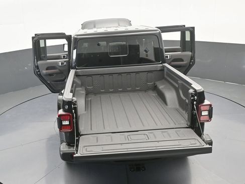 New 2026 Jeep Gladiator Rubicon w/ Steel Power Dome Hood Package AWD/4WD image 63