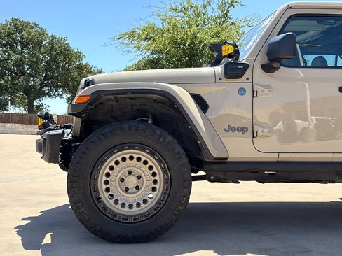 Used 2022 Jeep Wrangler Unlimited Rubicon 4xe w/ Steel Bumper Group AWD/4WD image 5
