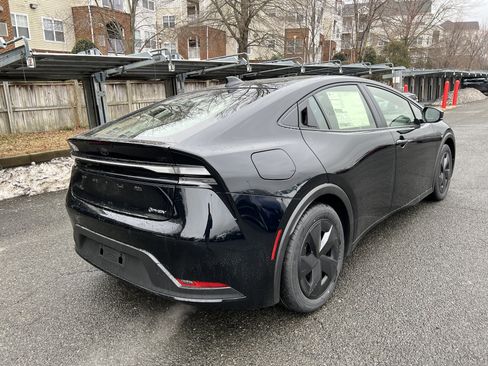 New 2026 Toyota Prius SE image 4