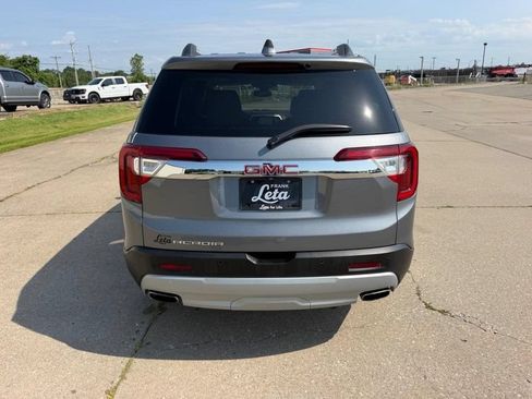 Used 2021 GMC Acadia SLT FWD image 4