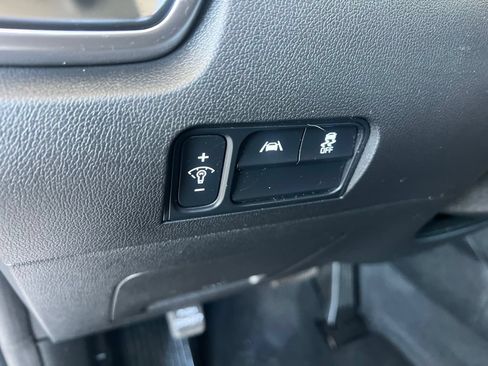 Used 2021 Kia Sorento S w/ Panoramic Sunroof Package AWD/4WD image 52
