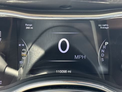 Used 2015 Jeep Grand Cherokee Altitude AWD/4WD image 11