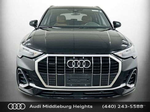 Certified 2022 Audi Q3 2.0T Premium image 2
