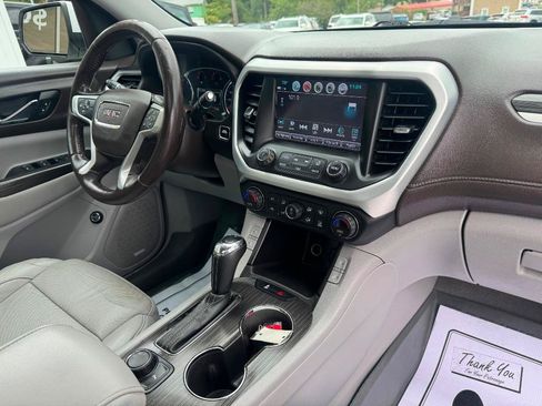 Used 2017 GMC Acadia SLT FWD image 29