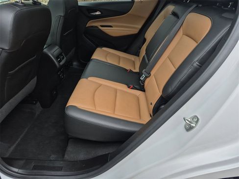 Used 2019 Chevrolet Equinox Premier image 29