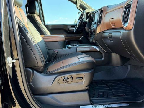 Used 2021 Chevrolet Silverado 3500 High Country image 12