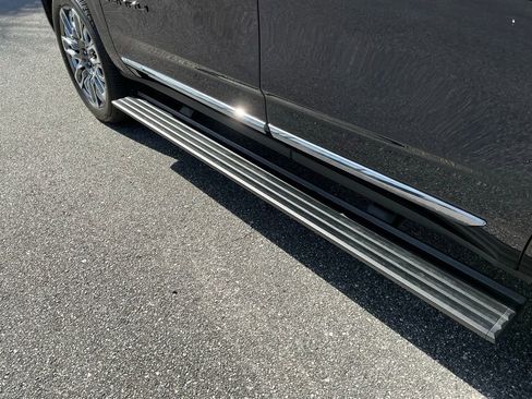 Used 2024 GMC Yukon Denali Ultimate image 34