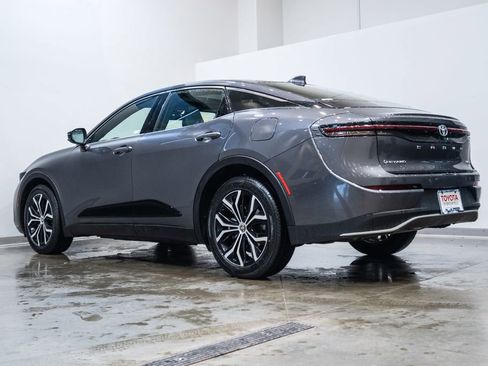 Certified 2024 Toyota Crown Limited image 7