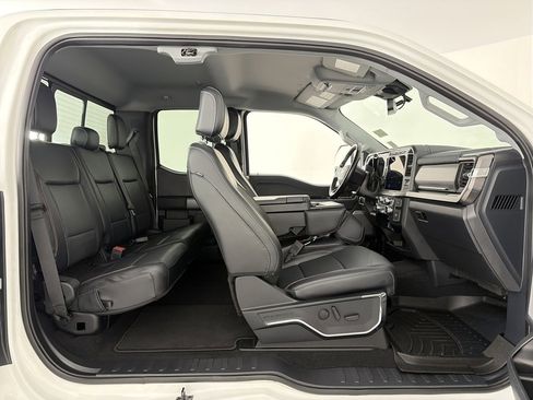 Certified 2023 Ford F350 Lariat w/ Sport Appearance Package image 28