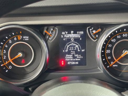 Used 2018 Jeep Wrangler Sport AWD/4WD image 15
