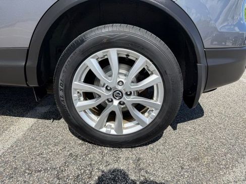 Certified 2020 Nissan Rogue Sport SV w/ All-Weather Package AWD/4WD image 26