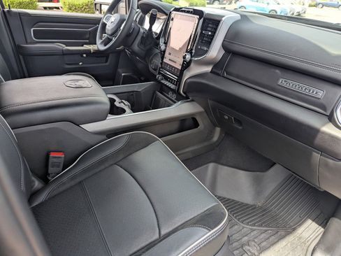 Used 2025 RAM 2500 Laramie image 13