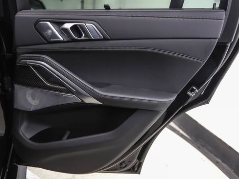 New 2026 BMW X6 M60i image 25