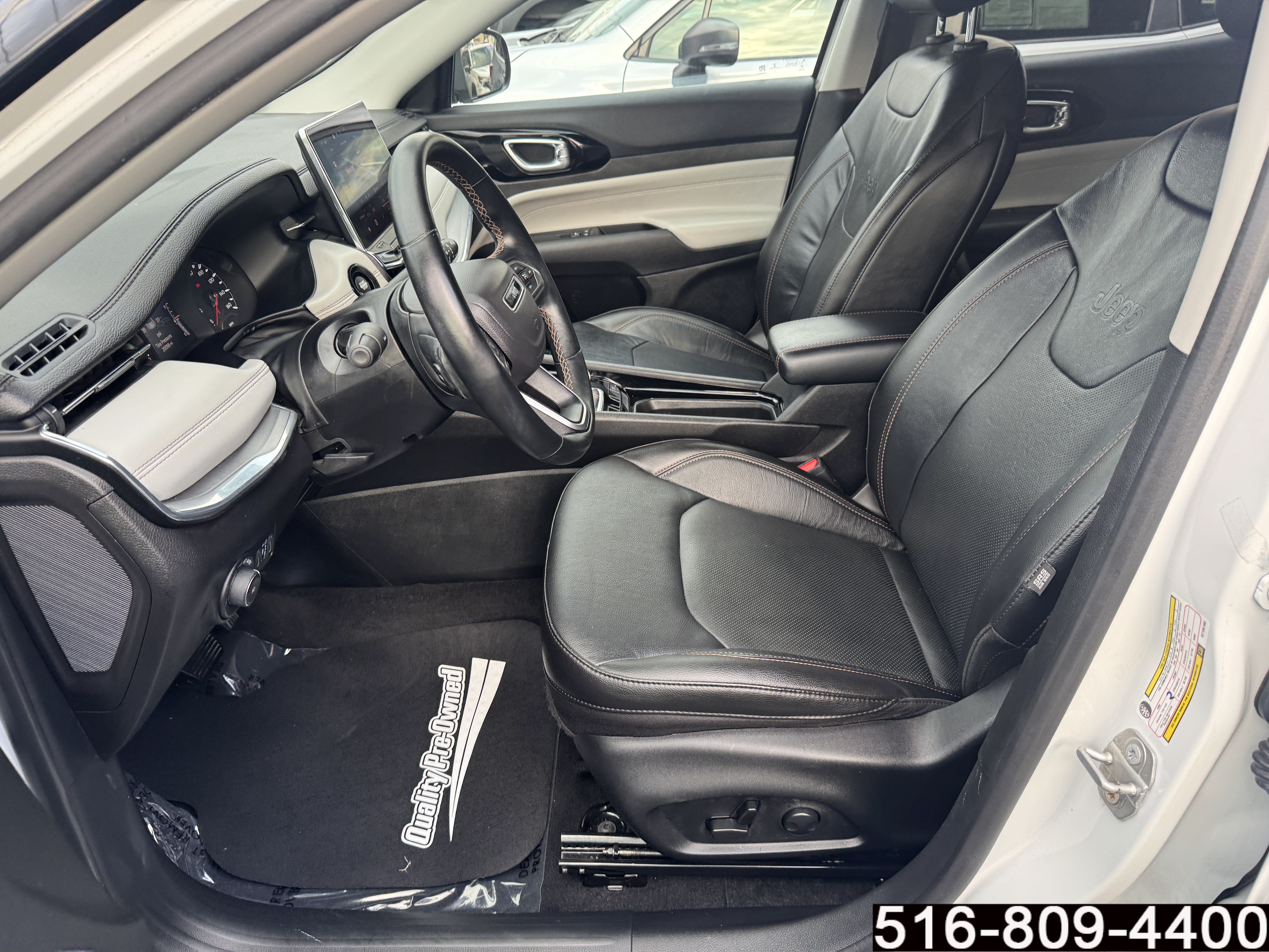 Used 2022 Jeep Compass Limited AWD/4WD image 26