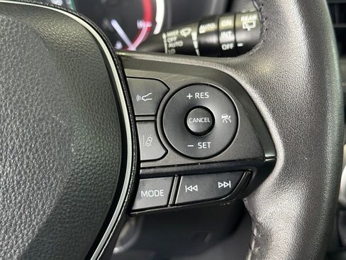 Used 2023 Toyota RAV4 XLE w/ Convenience Package image 28