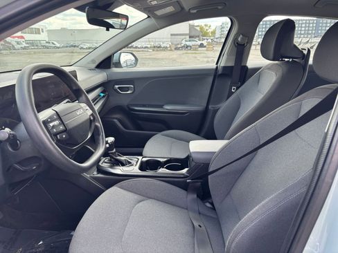 Used 2025 Kia K4 FWD image 23