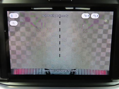 Used 2025 Ford F350 Platinum w/ Platinum Plus Package image 17