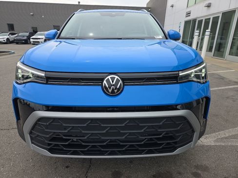 New 2026 Volkswagen Taos SE AWD/4WD image 4