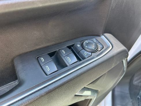 Used 2024 GMC Sierra 1500 SLT AWD/4WD image 19