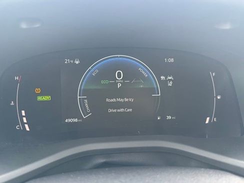 Certified 2025 Toyota Camry LE w/ Convenience Package image 22