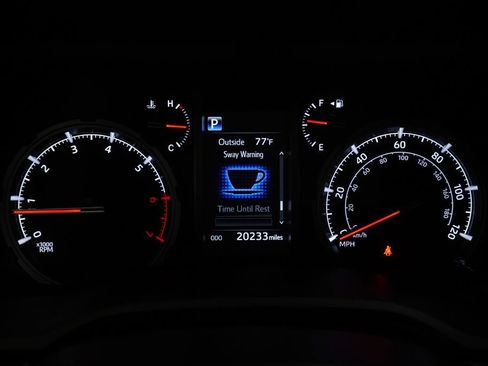 Used 2023 Toyota 4Runner TRD Off-Road Premium w/ Moonroof Package AWD/4WD image 25