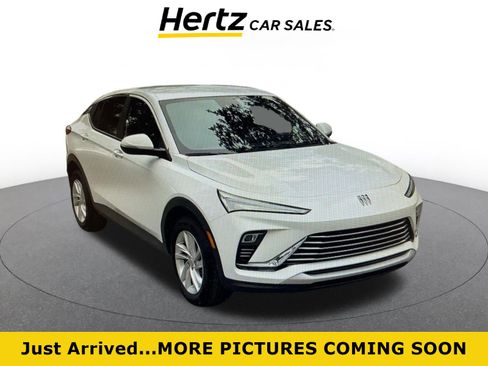 Used 2025 Buick Envista Preferred image 1