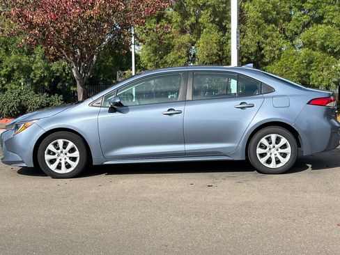 Used 2023 Toyota Corolla LE FWD image 8