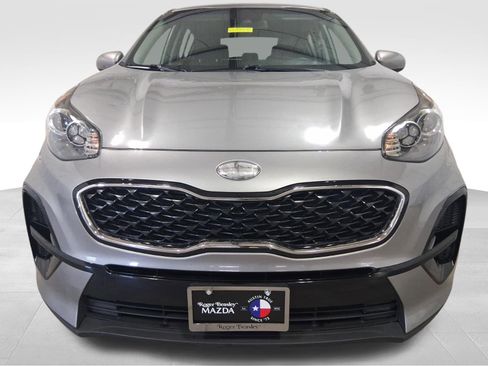 Used 2020 Kia Sportage LX FWD image 2