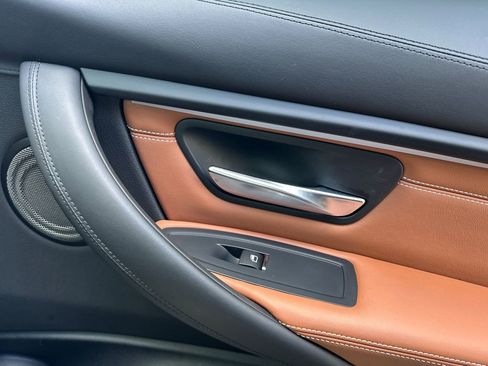 Used 2018 BMW M3 Base image 19