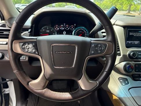 Used 2019 GMC Yukon XL Denali w/ Denali Ultimate Package AWD/4WD image 11