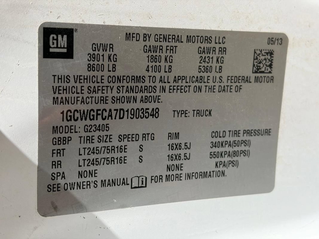 Used 2013 Chevrolet Express 2500 RWD image 23