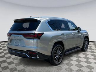 Used 2023 Lexus LX 600 F Sport w/ Accessory Package (Z1) AWD/4WD video 2