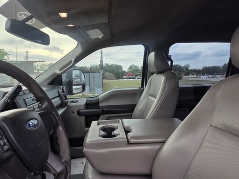 Used 2019 Ford F250 XL w/ Power Equipment Group AWD/4WD image 10