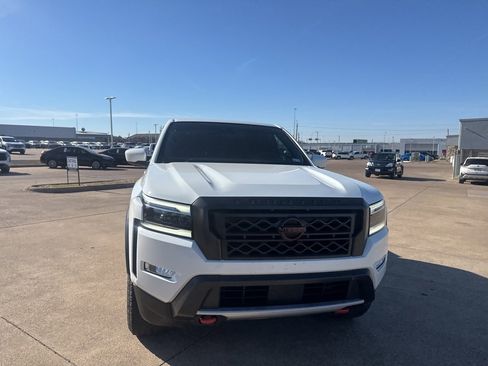 Used 2024 Nissan Frontier Pro-X w/ Tow Package image 3
