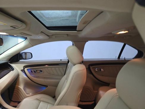Used 2019 Ford Taurus Limited FWD image 11
