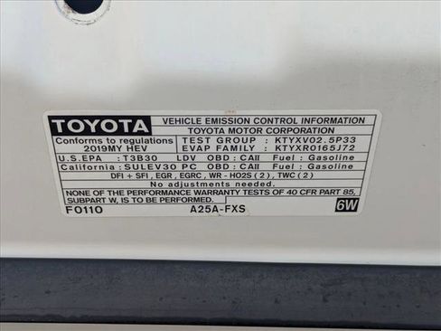Used 2019 Toyota Camry SE w/ Sunroof Package FWD image 23