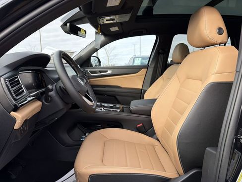 New 2026 Volkswagen Atlas Cross Sport SEL image 11