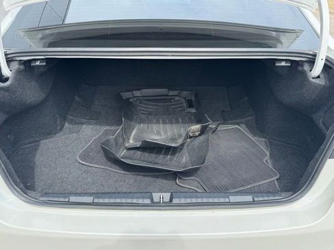 Used 2021 Subaru Legacy Premium image 37