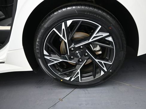 Used 2025 Kia K5 GT-Line image 39
