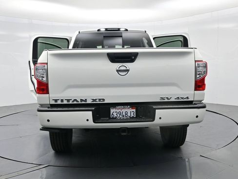 Used 2021 Nissan Titan SV w/ SV Convenience Package image 38