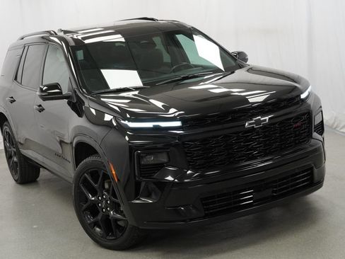 Used 2024 Chevrolet Traverse RS AWD/4WD image 5
