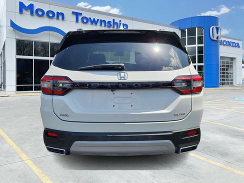 Used 2024 Honda Pilot Elite image 5