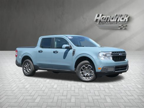Used 2023 Ford Maverick XLT w/ XLT Luxury Package FWD image 2