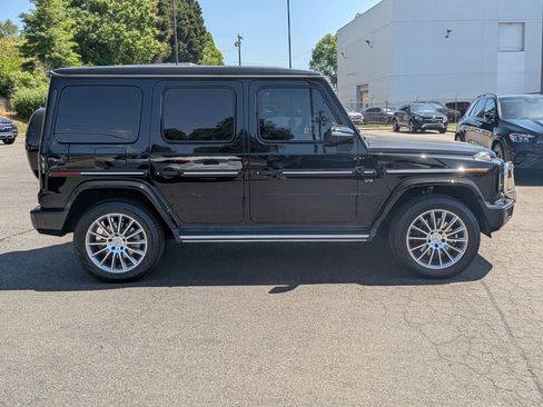 Used 2021 Mercedes-Benz G 550 image 2