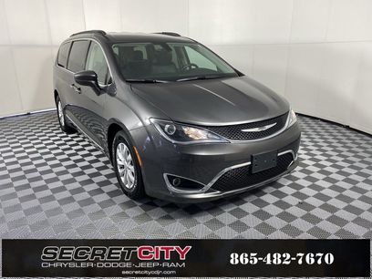 Used 2017 Chrysler Pacifica Touring-L