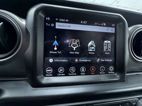 Used 2022 Jeep Wrangler Unlimited Sport image 27