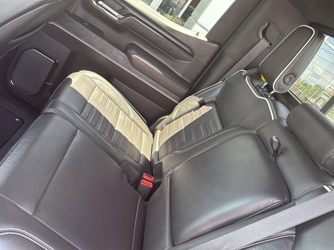 Used 2024 GMC Sierra 1500 AT4X image 15