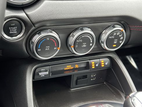 Used 2017 MAZDA MX-5 Miata RF Grand Touring image 19